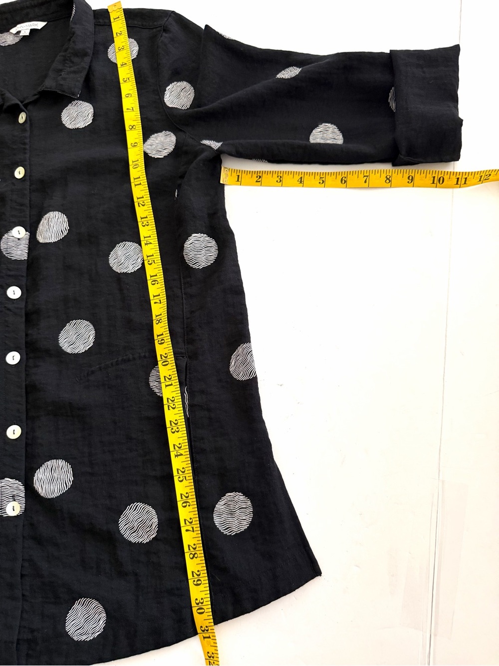 John Mark Black Button Front Roll-up Sleeve Shirt Tunic Size Large Polka Dot - Picture 14 of 15